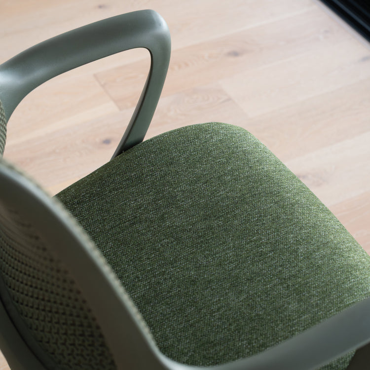 Chaise de bureau ergonomique Ă dossier bas Desky Evoque