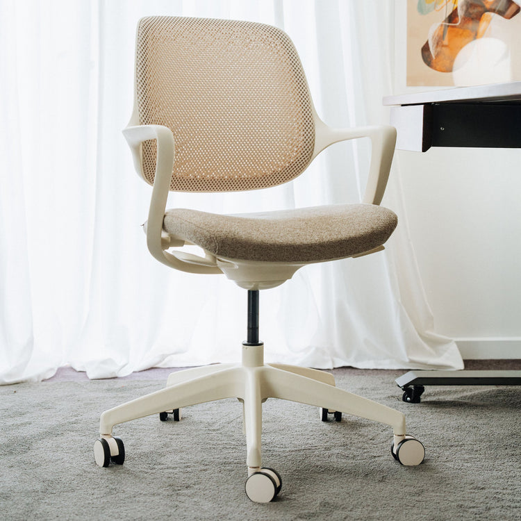 Chaise de bureau ergonomique Ă dossier bas Desky Evoque