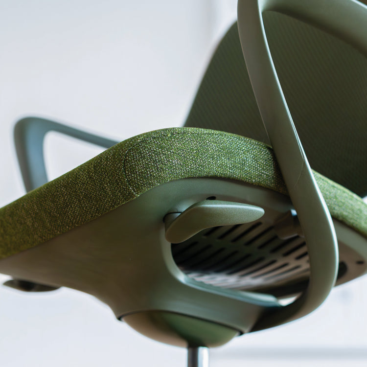Chaise de bureau ergonomique à dossier bas Desky Evoque