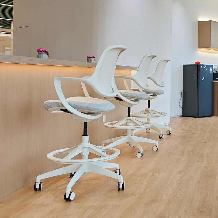 Chaise de bureau ergonomique à dossier bas Desky Evoque