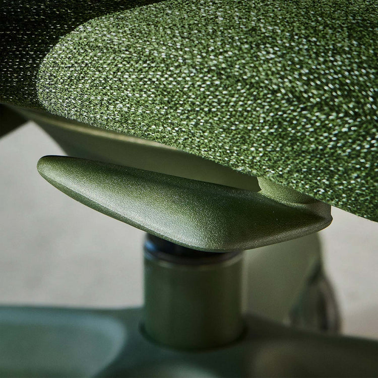 Chaise de bureau ergonomique à dossier bas Desky Evoque