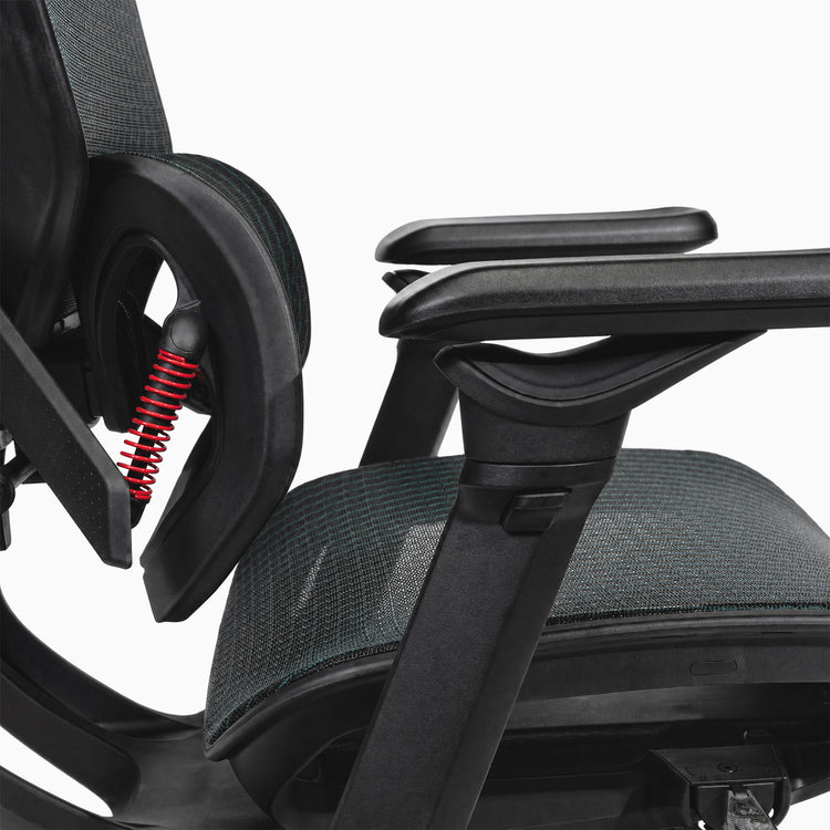 Chaise en maille Desky Contourra noire avec soutien lombaire