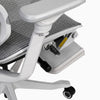 Chaise de bureau ergonomique Desky Contourra avec repose-pieds rentré